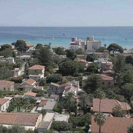 Apartment By The Sea Mondello Beach باليرمو المظهر الخارجي الصورة