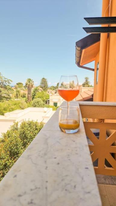 Apartment By The Sea Mondello Beach باليرمو المظهر الخارجي الصورة