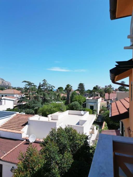 Apartment By The Sea Mondello Beach باليرمو المظهر الخارجي الصورة