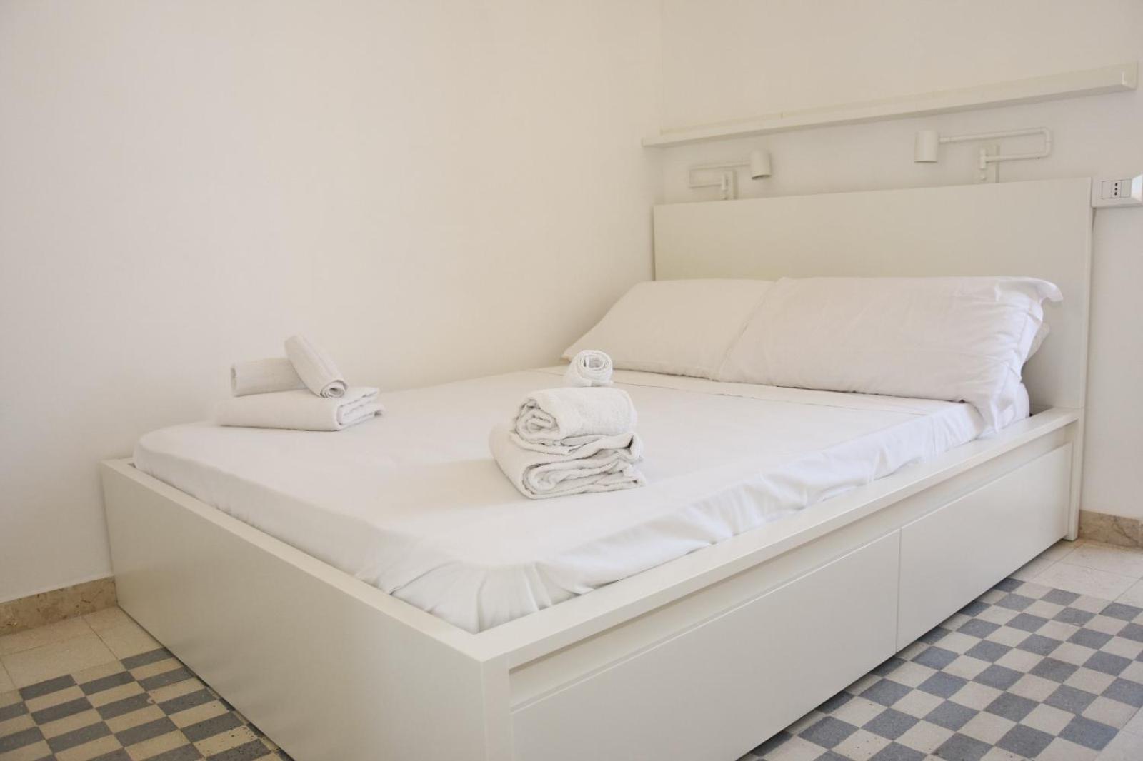 Apartment By The Sea Mondello Beach باليرمو المظهر الخارجي الصورة
